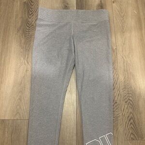 PINK women leggings size large